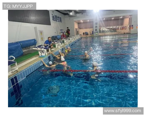 蛙泳呼吸技巧解析与训练方法助你提升游泳效率和耐力 蛙泳呼吸技巧解析与训练方法助你提升游泳效率和耐力